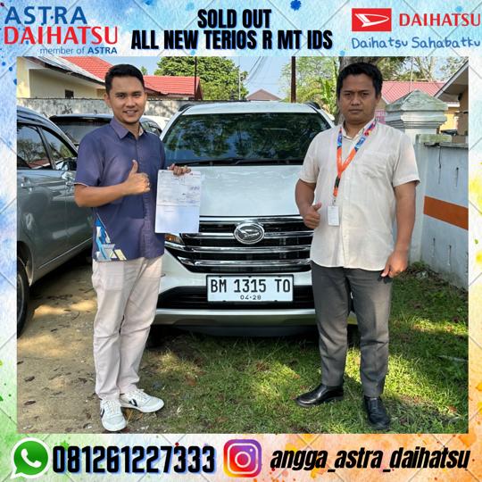 Cara Mudah Membuat Kabin Tetap Kinclong Tanpa Ke Salon Mobil